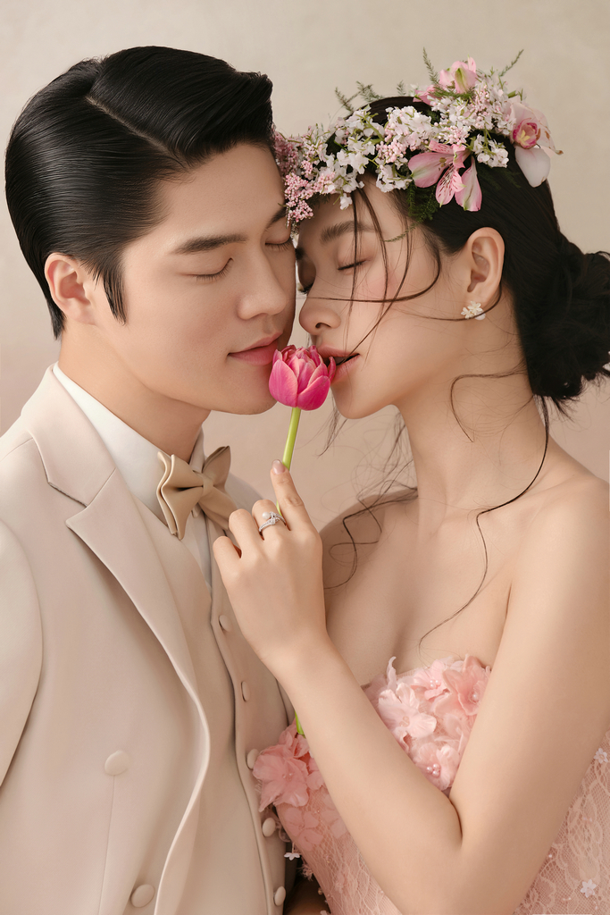 甜美粉纱